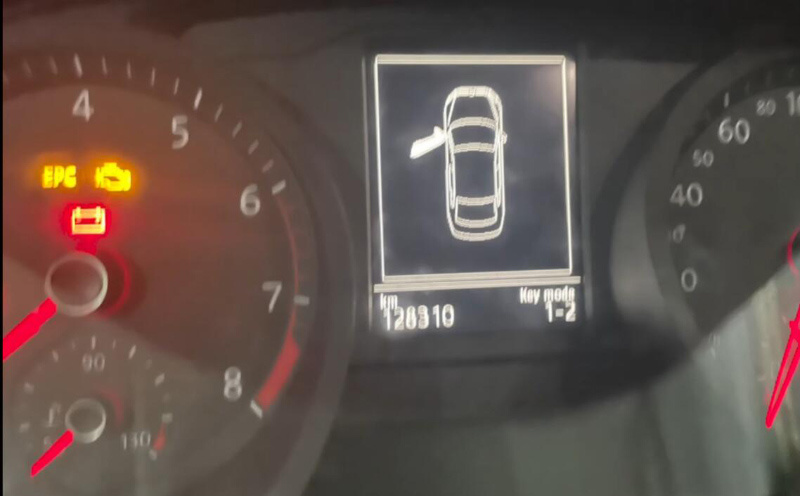 Làm chìa khóa xe VW MQB bằng máy đọc lỗi ô tô Launch X431 IMMO