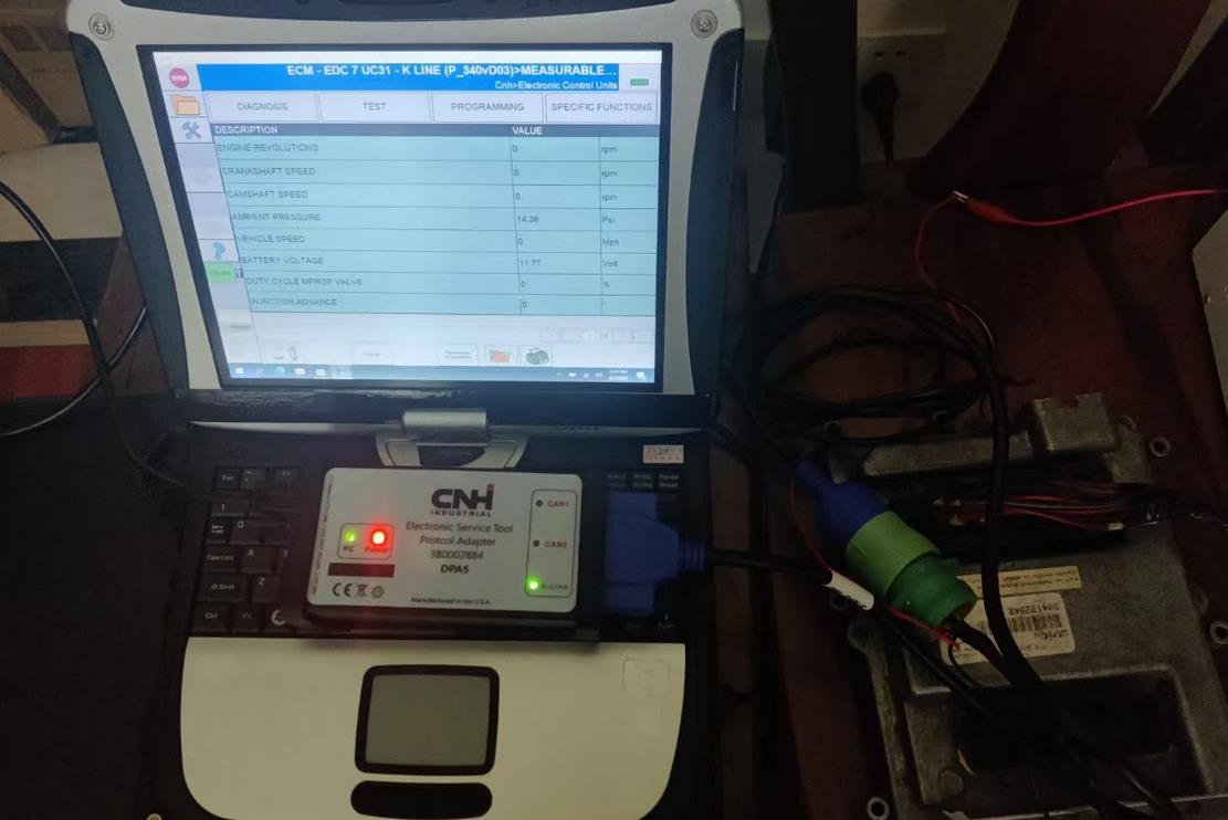 CNH EST diagnostic kit with laptop adapter and 9-pin cable for CASE equipment